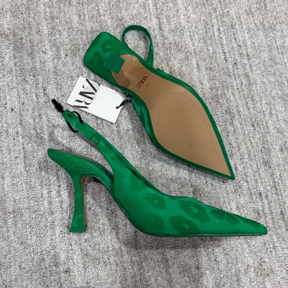 Zara Green Leopard-Print Slingback Pointed-Toe Heels - Picture 4 of 4